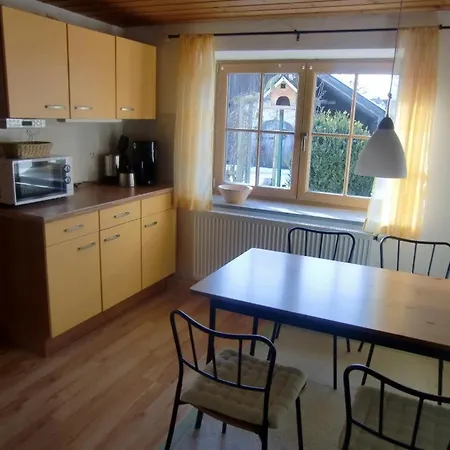 Haus Seehuber * Truchtlaching